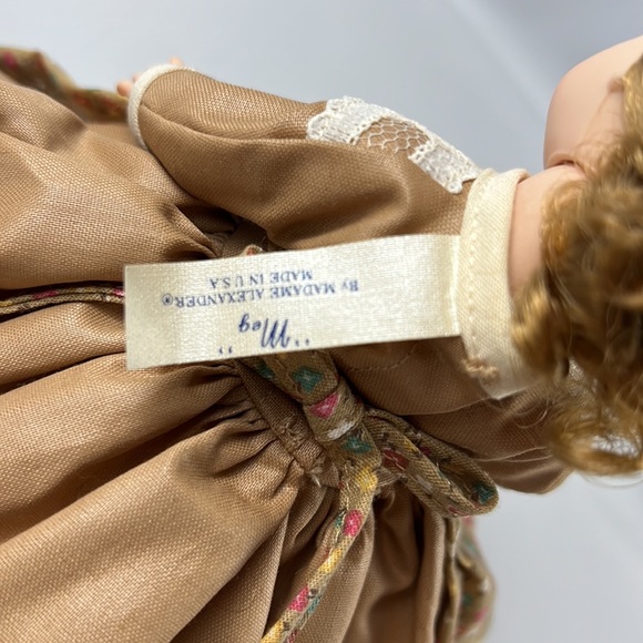 Madame Alexander Meg from Little Women 8” tall 2” wide - Picture 4 of 6